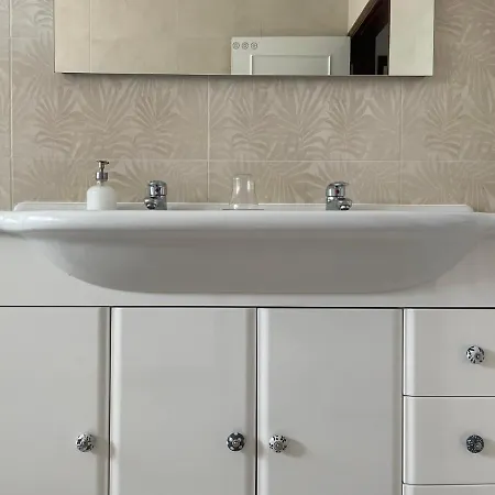 Colina Do Elétrico 3*